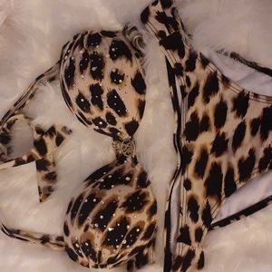 NWOT Leopard Bikini